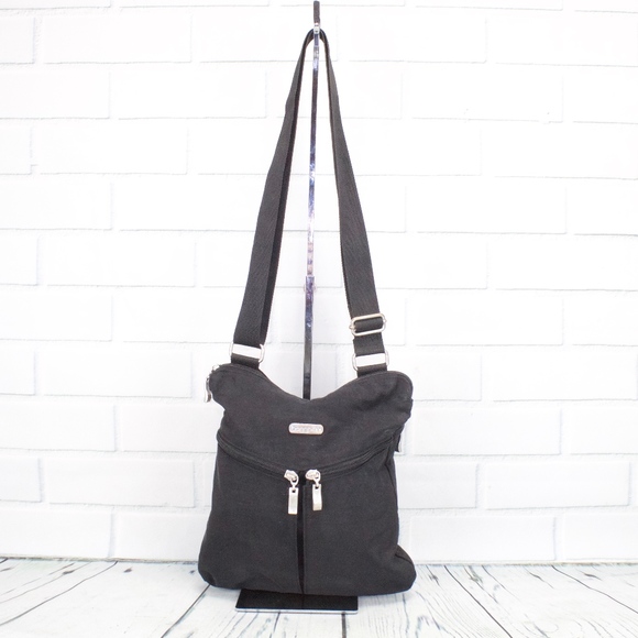 Baggallini Handbags - Baggallini Black Crossbody Bag With Blue Wristlet
